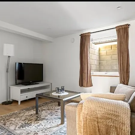 Apartamento Cozy Northern Norwegian Base Only 15-20 Min From *