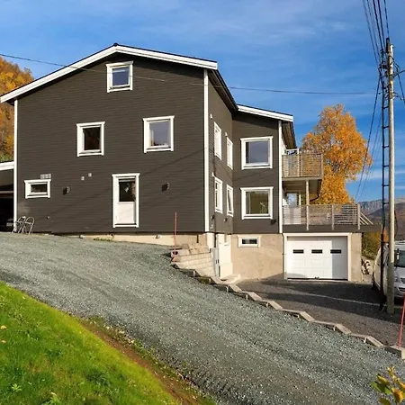 Apartamento Cozy Northern Norwegian Base Only 15-20 Min From